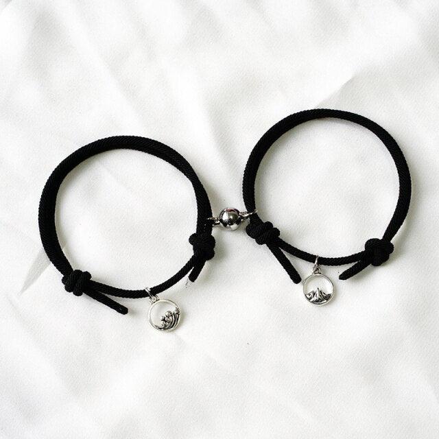 1 Pair Magnet Couple Bracelets Fashion Simple Solid Color Couple Bracelet Pendants Weaving Bracelet Adjustable Mutual Attraction Weave Rope Braided Charm Pendants Bracelet With Magnetic Bells Vows Of Eternal Love Bracelet For Women Men Gift