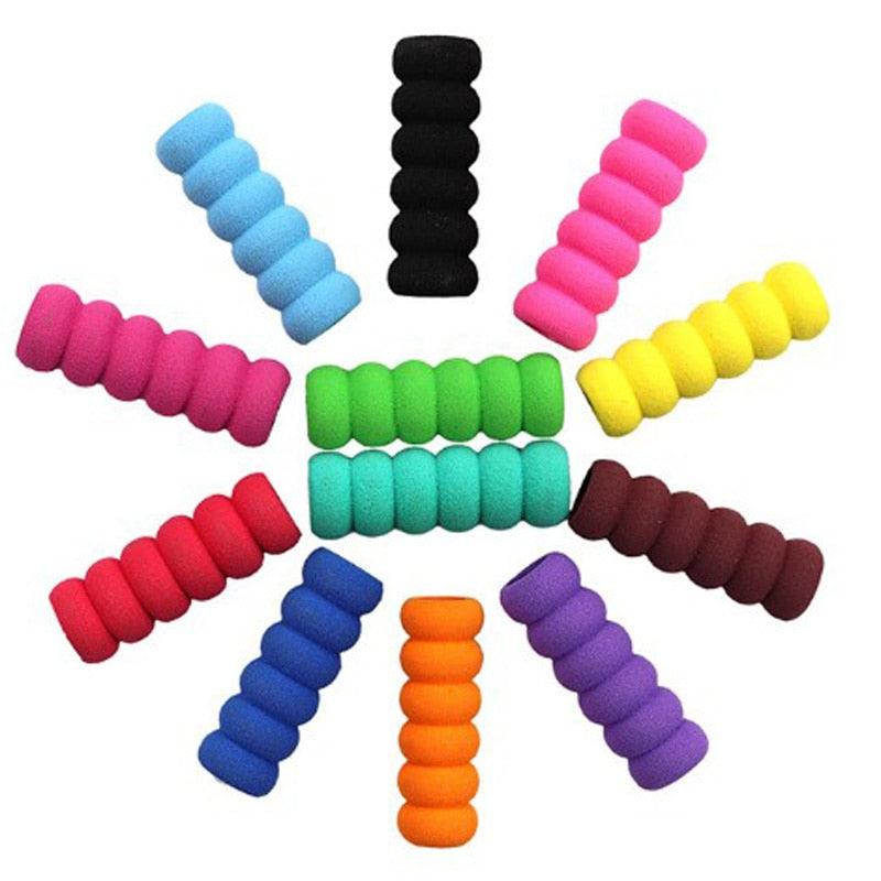 100 Pcs Children Pencil Holder Correction Writing Hold Pen Grip Posture Tool Soft Sponge Writing Posture Corrector Stationery  Colorful Pencil Grippers for Left-Handed and Right-Handed Users